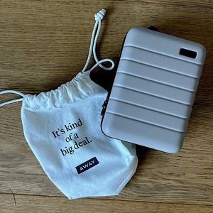 Away Mini Suitcase Toiletries Case in Sand Color NWOT